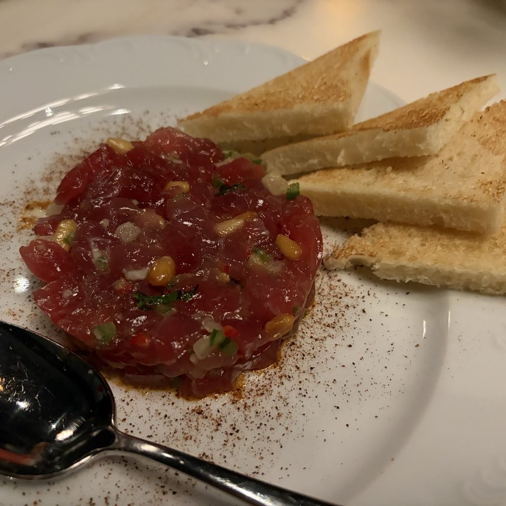 Bourbon Steak - Tuna tartare - Steakhouses Near Me - San Francisco, California