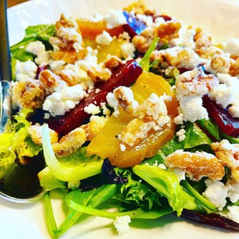 Hudson & Packard - We Got the Beet Salad - Pizza Near Me - Poughkeepsie, New York