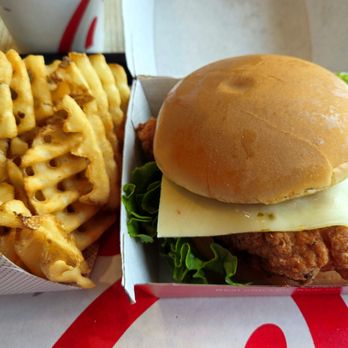 Chick-fil-A - Cold bun but otherwise excellent! - Fast Food Near Me - Sebring, Florida