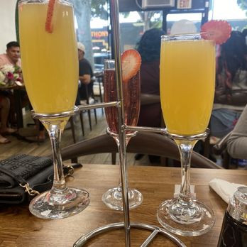 Madres Brunch - Mimosa flight - Breakfast & Brunch Near Me - Whittier, California
