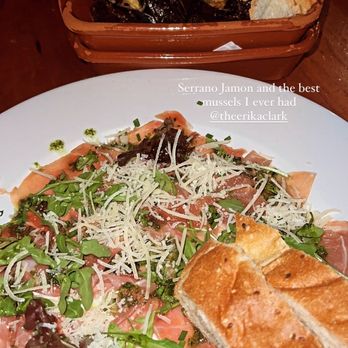 Van Kerkwijk - Mussels and Serrano Ham appetizers - Cafes Near Me - Amsterdam, New Hampshire Van Kerkwijk - Mussels and Serrano Ham appetizers - Cafes Near Me - Amsterdam, New Hampshire