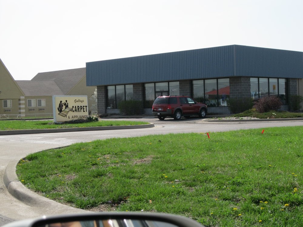GULLEY’S CARPETS Updated June 2024 34105 Commerce Dr, De Soto