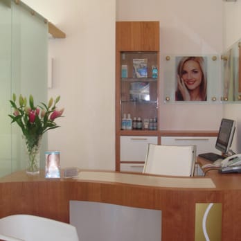 Dr Shenas - Oral Surgeons Near Me - London, XGL