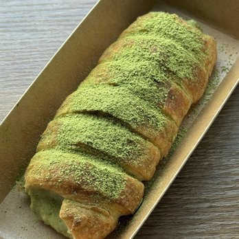 Takahachi Bakery - Matcha Croissant - Bakeries Near Me - New York, New York Takahachi Bakery - Matcha Croissant - Bakeries Near Me - New York, New York