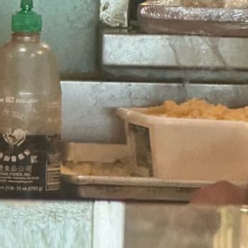 Sushi House - A closer look at the kitchen window seeing all the missed caked in dirt changed my appetite - Sushi Bars Near Me - Alameda, California