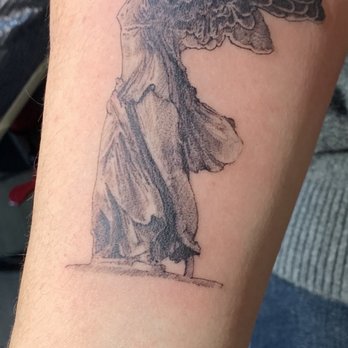 Black Diamond Tattoo - My first tattoo with Shingken in 2019- Nike of Samothrace- The Greek goddess of Victory. - Tattoo Near Me - Venice, California Black Diamond Tattoo - My first tattoo with Shingken in 2019- Nike of Samothrace- The Greek goddess of Victory. - Tattoo Near Me - Venice, California