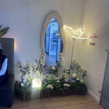 Coco House - Entrance - Coffee & Tea Near Me - Westminster, California