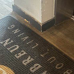 1505 Demonbreun Apartments - Disgusting interior hallway