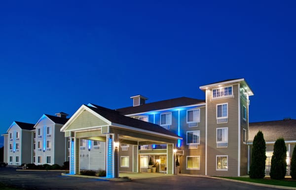 Holiday Inn Express & Suites New Buffalo, MI by null