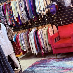 Y2Kynk Vintage Warehouse