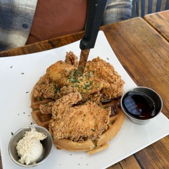 The Stonehouse Café - Chicken and Waffles - Breakfast & Brunch Near Me - Seattle, Washington