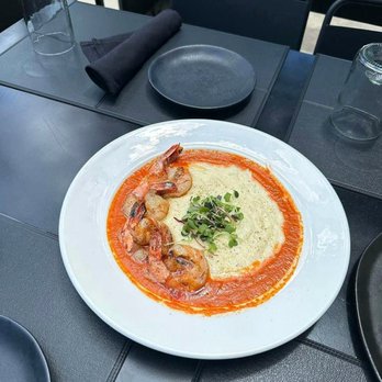 Bronzeville Winery - Shrimp and Grits. - New American Near Me - Chicago, Illinois Bronzeville Winery - Shrimp and Grits. - New American Near Me - Chicago, Illinois