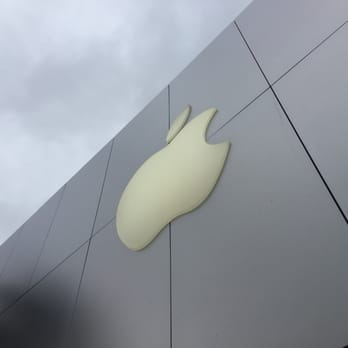 Apple Store - Carlsbad - Computers Near Me - Carlsbad, California