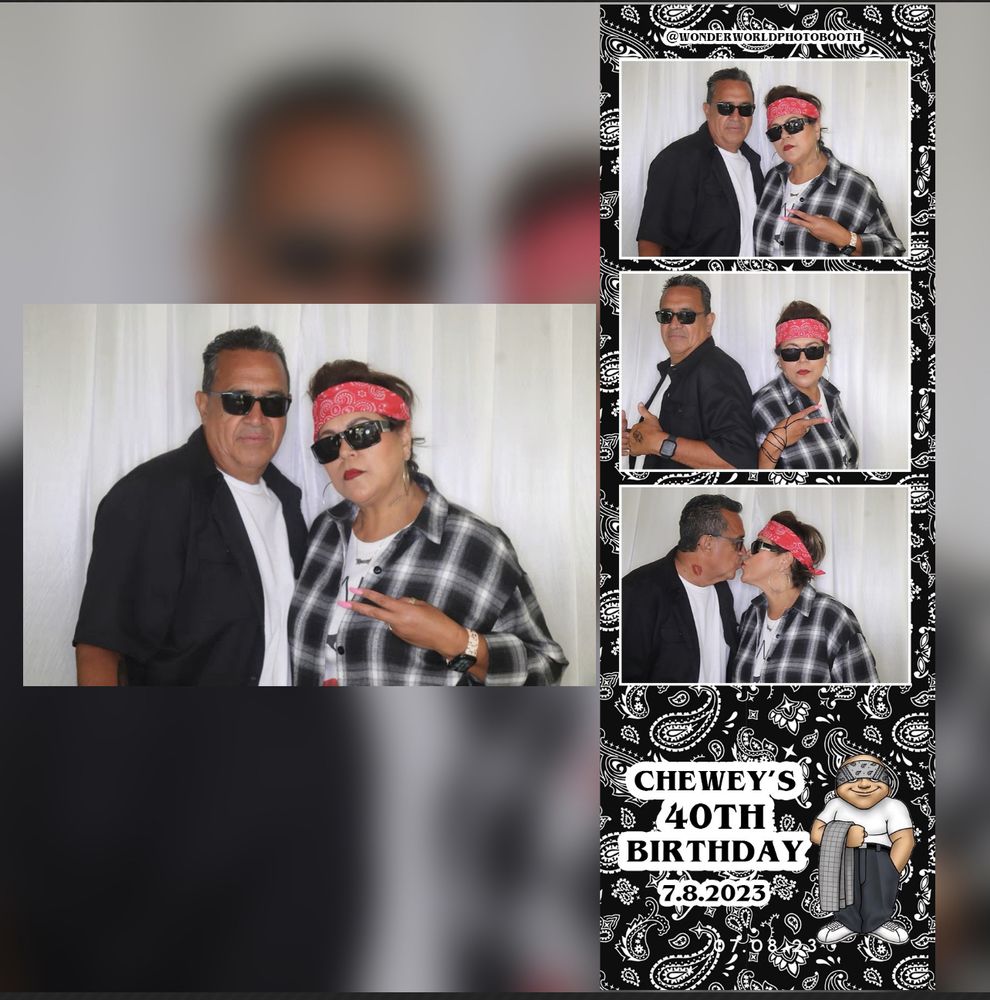 Wonder World Photo Booth