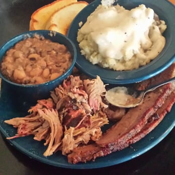 Mojo Old City BBQ - Barbeque Near Me - St. Augustine, Florida