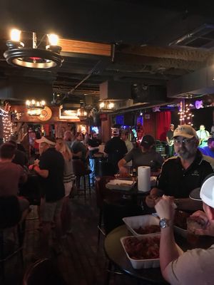 The Station Sports Bar and Grill by null