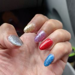 Detail Nails