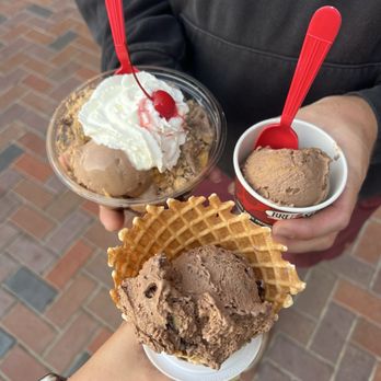 Bruster's Real Ice Cream - Ice Cream & Frozen Yogurt Near Me - Dana Point, California