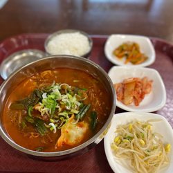 The Cafe At Descanso Garden Spa - Delish! Spicy beef soup but asked for dumplings instead!