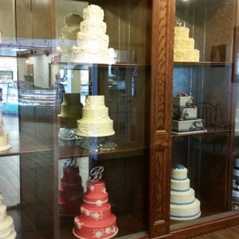 Merritt’s Bakery - They do wedding cakes and, of course, cakes for other occasions. - Bakeries Near Me - Tulsa, Oklahoma