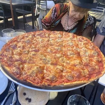 Joe's On Higgins - Pizza Near Me - Chicago, Illinois