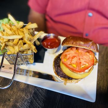 The Hangry Bison - Short rib burger - Burgers Near Me - Winter Garden, Florida The Hangry Bison - Short rib burger - Burgers Near Me - Winter Garden, Florida