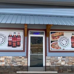 Roundabout Deli - Outside