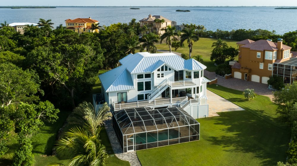 Slide of D.R. Martineau Roofing & Construction