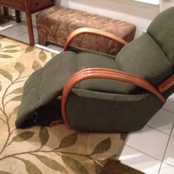 Compass Realty - Nice recliner that doesn't retract.