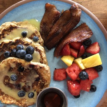 Juicy Kitchen - Oatmeal & blueberry pancakes - Breakfast & Brunch Near Me - Ann Arbor, Michigan