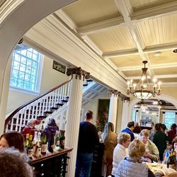Torne Valley Vineyards - Inside with wine tasting room in back