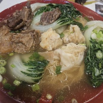 Longten Cafe - Wonton noodle soup with beef brisket - Hong Kong Style Cafe Near Me - Monterey Park, California