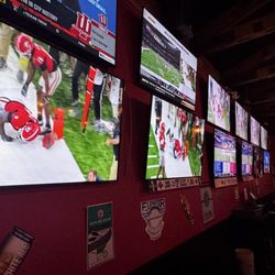 Pastimes Pub & Grill Crosswoods - More great tvs for watching sports