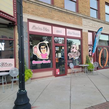 Trini's Ice Cream Shoppe - Ice Cream & Frozen Yogurt Near Me - Kenosha, Wisconsin Trini's Ice Cream Shoppe - Ice Cream & Frozen Yogurt Near Me - Kenosha, Wisconsin