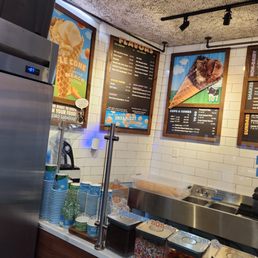 This the counter where you can place your order.