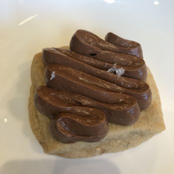 Fanny's - Chocolate Chip Peanut Butter Cookie with Hazelnut Spread - Cocktail Bars Near Me - Los Angeles, California Fanny's - Chocolate Chip Peanut Butter Cookie with Hazelnut Spread - Cocktail Bars Near Me - Los Angeles, California
