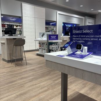 Xfinity Store by Comcast - Interior - Television Service Providers Near Me - Bellevue, Washington Xfinity Store by Comcast - Interior - Television Service Providers Near Me - Bellevue, Washington
