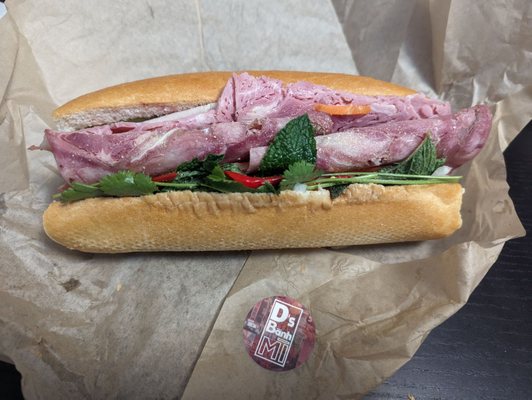 D’s Banh Mi by null