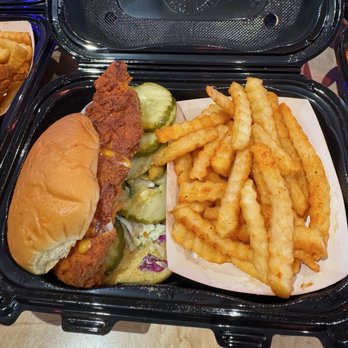 Dave's Hot Chicken - Dave's #4 1 Slider with Fries - Chicken Shop Near Me - Fresno, California Dave's Hot Chicken - Dave's #4 1 Slider with Fries - Chicken Shop Near Me - Fresno, California