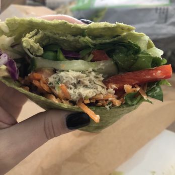 3Natives - Tinyyyy bit of tuna! $12 for this. - Acai Bowls Near Me - Pembroke Pines, Florida