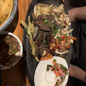 Cantina Laredo - FAJITA TRES - Mexican Near Me - Branson, Missouri