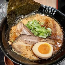 Ramen Isshin - Garlic shoyu