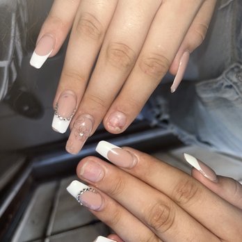 Demi’s Salon Boutiques - These are my nails after 10 days - Nail Salons Near Me - Albuquerque, New Mexico Demi’s Salon Boutiques - These are my nails after 10 days - Nail Salons Near Me - Albuquerque, New Mexico