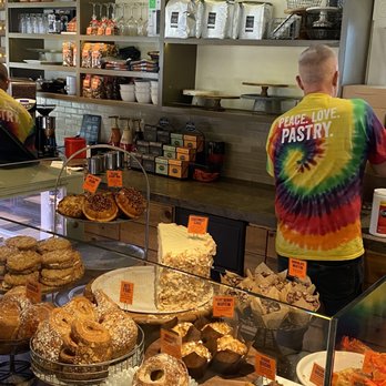 Brown Bear Baking - Bakery items - Coffee & Tea Near Me - Eastsound, Washington
