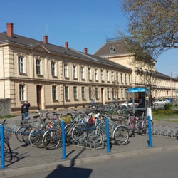 Železniční stanice Přerov - Pohled od autobusového nádraží.