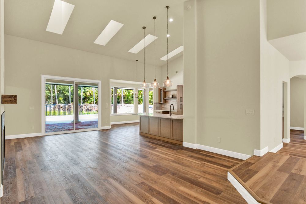 Slide of Stenhouse Roofing