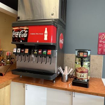 Level Up Burgers - Beverage station - Burgers Near Me - Lakewood, Washington Level Up Burgers - Beverage station - Burgers Near Me - Lakewood, Washington