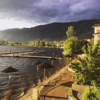 Pointe 49 Kitchen & Bar - a view of the lake - Bars Near Me - Osoyoos, British Columbia Pointe 49 Kitchen & Bar - a view of the lake - Bars Near Me - Osoyoos, British Columbia