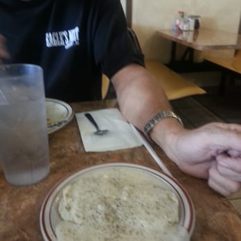 Bob's Coffee Shop - Gravy - Breakfast & Brunch Near Me - Ceres, California Bob's Coffee Shop - Gravy - Breakfast & Brunch Near Me - Ceres, California