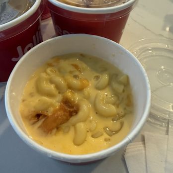 Jollibee - Mac & cheese. Look how it's only half way filled in the small container - Fast Food Near Me - Elmhurst, New York Jollibee - Mac & cheese. Look how it's only half way filled in the small container - Fast Food Near Me - Elmhurst, New York